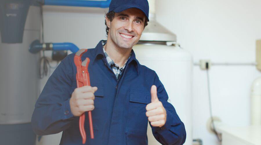 Local annual plumbing maintenance in Lansing, MN
